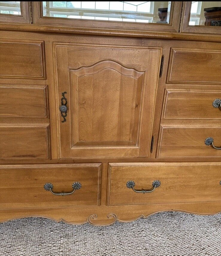 Cómoda triple francesa Ethan Allen Country 26-5213 #246 con espejo **PRÍSTINA** Foto 3 de 4