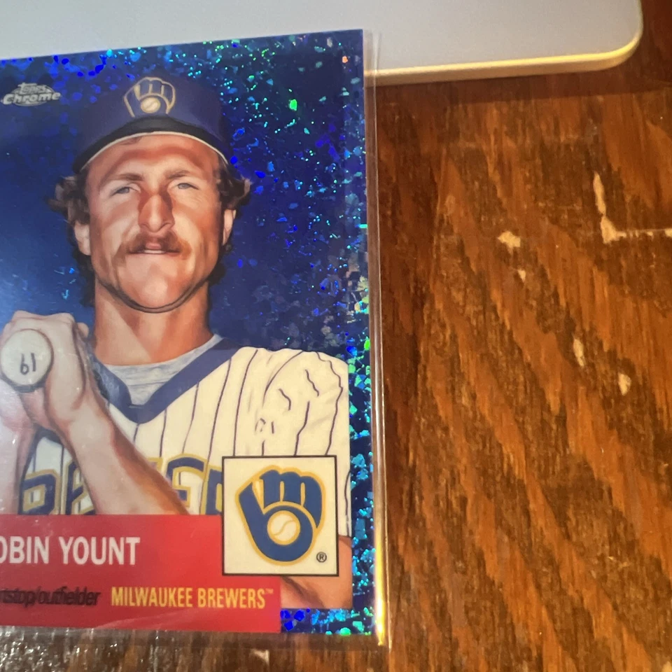Robin Yount 2022 Topps Chrome Platinum Blue Diamond Refractor #409 /199 - Image 2 of 4