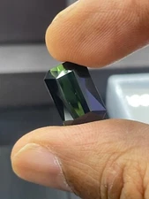 Deep Green Tourmaline octagon shape weight 10.90ct size15.3x10mm