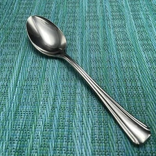 Oneida BORDEAUX Stainless SOUP SPOON Glossy Outlined Flatware