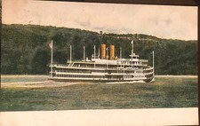 Day Line steamer Hendrick Hudson postcard