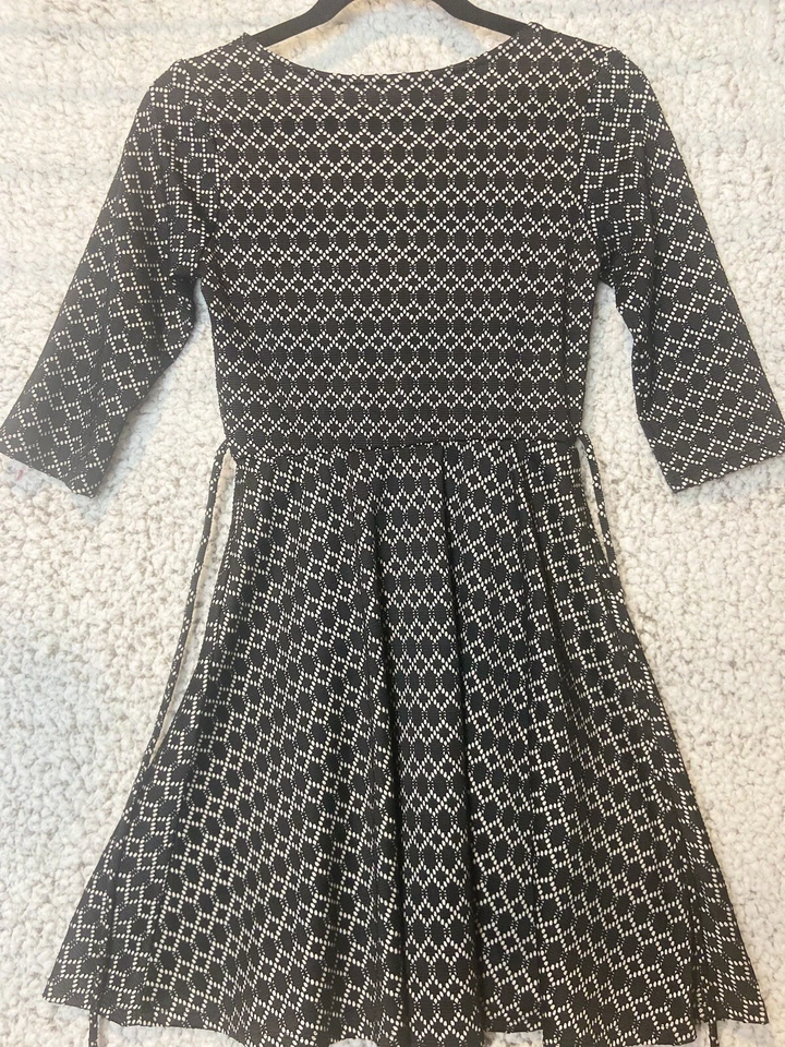 Speechless A- Line black & white dress   stretchy 3/4 sleeve round neck size 14 - Image 2 of 4
