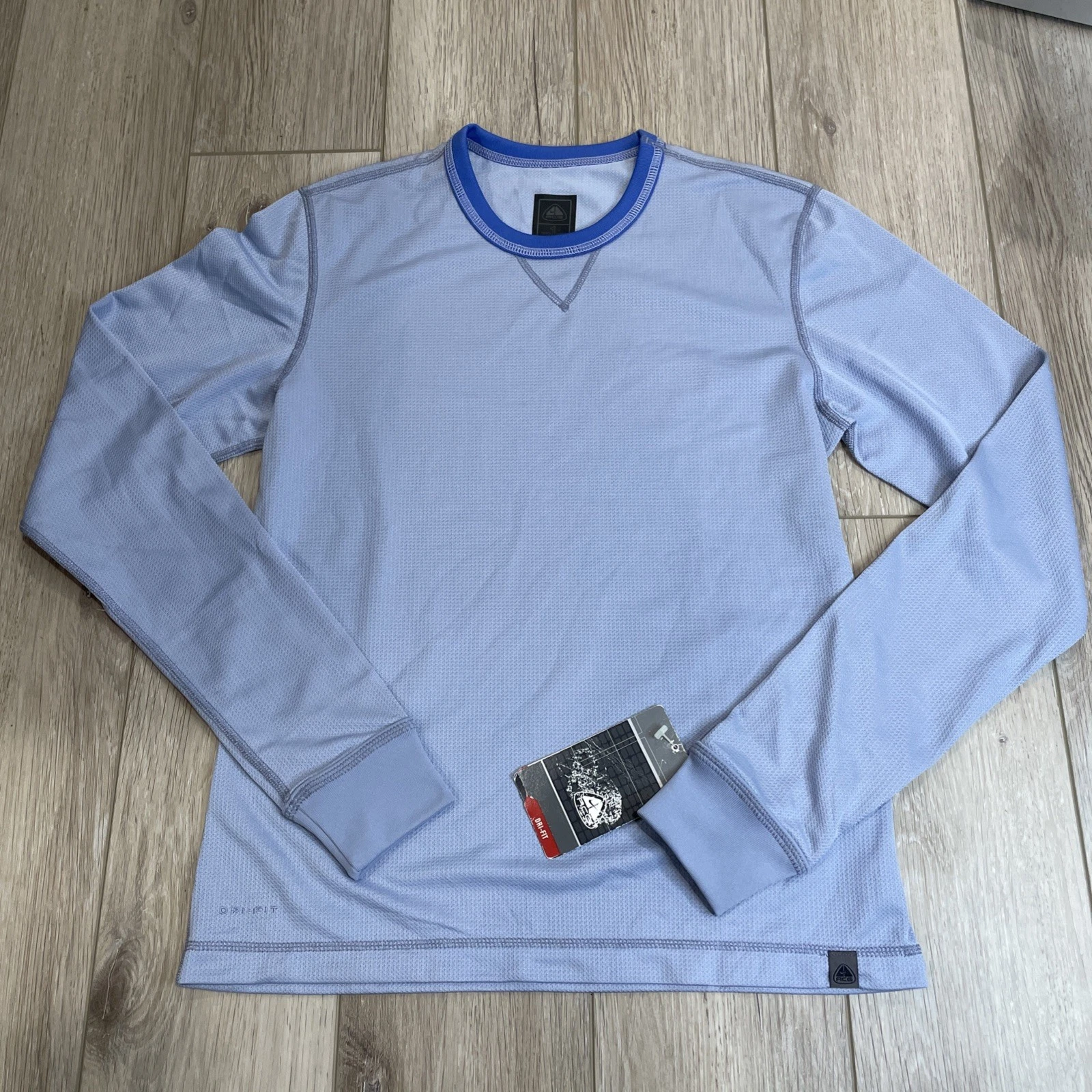 Nike ACG Shirt Womens Medium Base Layer Long Sleeve All Conditions Gear Blue NWT