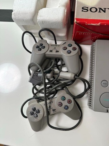 Playstation PS1 Console with 5 Japan games SCPH-5500 NTSC-J Boxed SONY, JAPAN - Picture 4 of 8