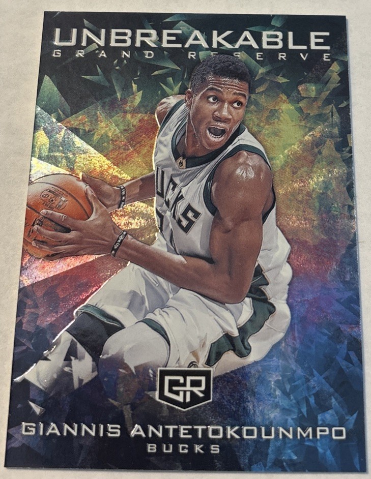 2016-17 Panini Grand Reserve Giannis Antetokounmpo Unbreakable #UN-5 Bucks