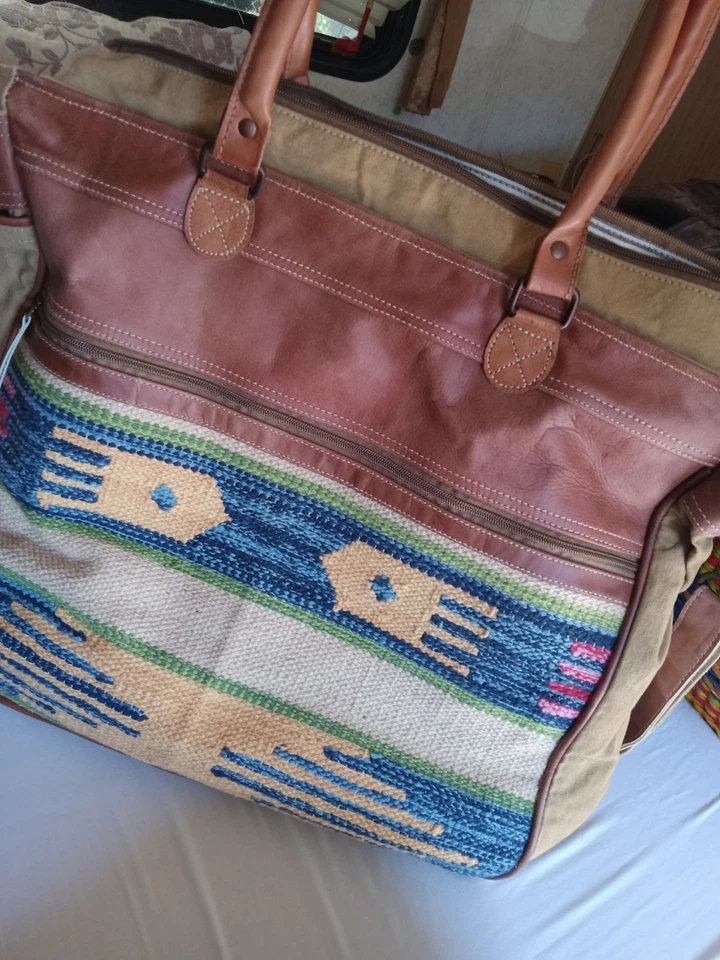 Bolso de Mano Western Grande de Lona de Cuero Foto 3 de 4