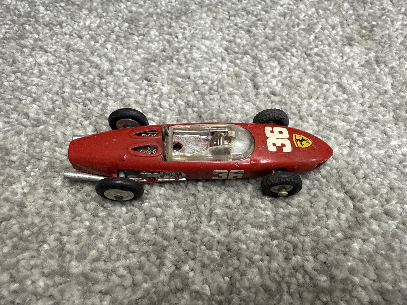 Foto 5 di 15