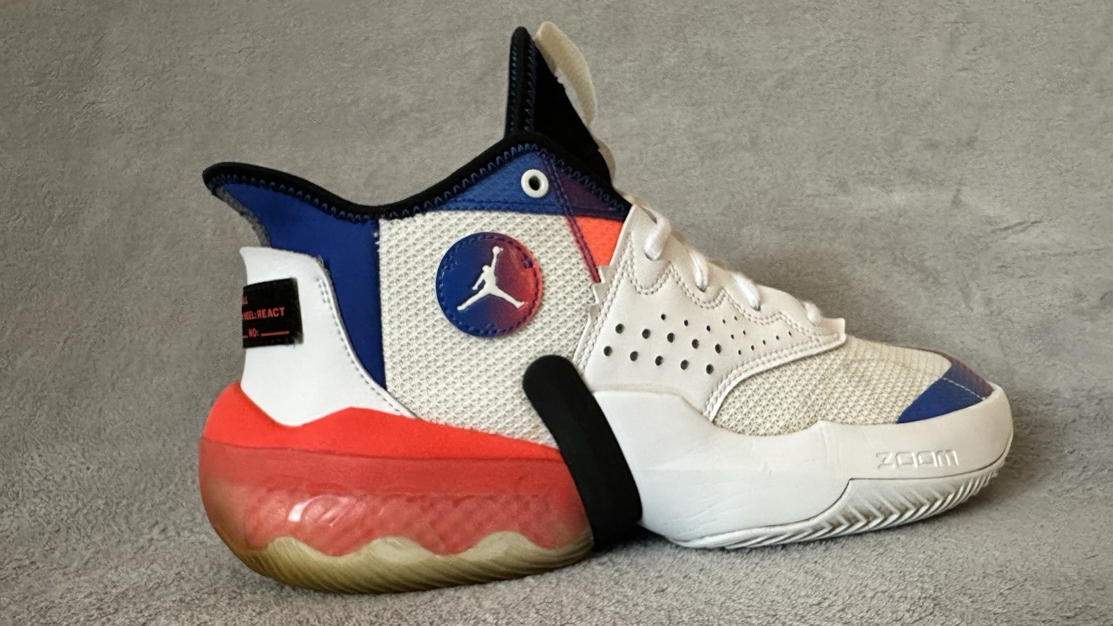 NIKE JORDAN Retro REACT ELEVATION WHITE INFRARED … - image 4