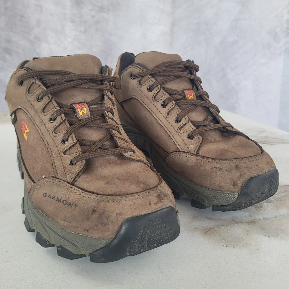 Garmont Shoes Womens Size 7 Brown Gore-Tex Vibram Hiking Trail Leather Outdoor - Image 2 of 4