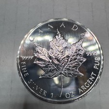 2014 Canada 1 oz Silver Maple Leaf Brilliant Uncirculated.   Combined Shipping