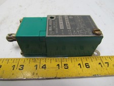 Allen Bradley 802M-DZJ9 Pre Wirer Factory Sealed Limit Switch 5-24VDC 1.1A