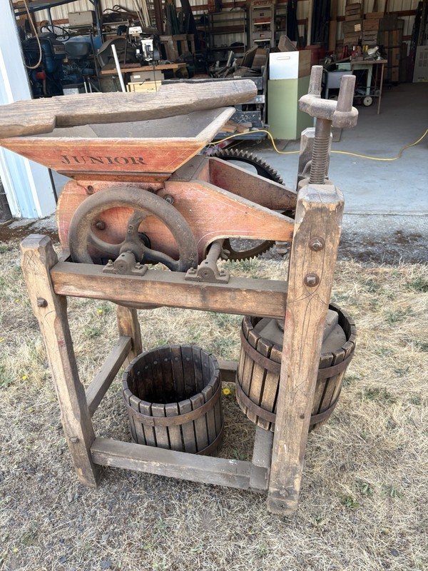 Wallace Corcoran Co. Junior Primitive Wood Fruit Press Large, Portland OR USA