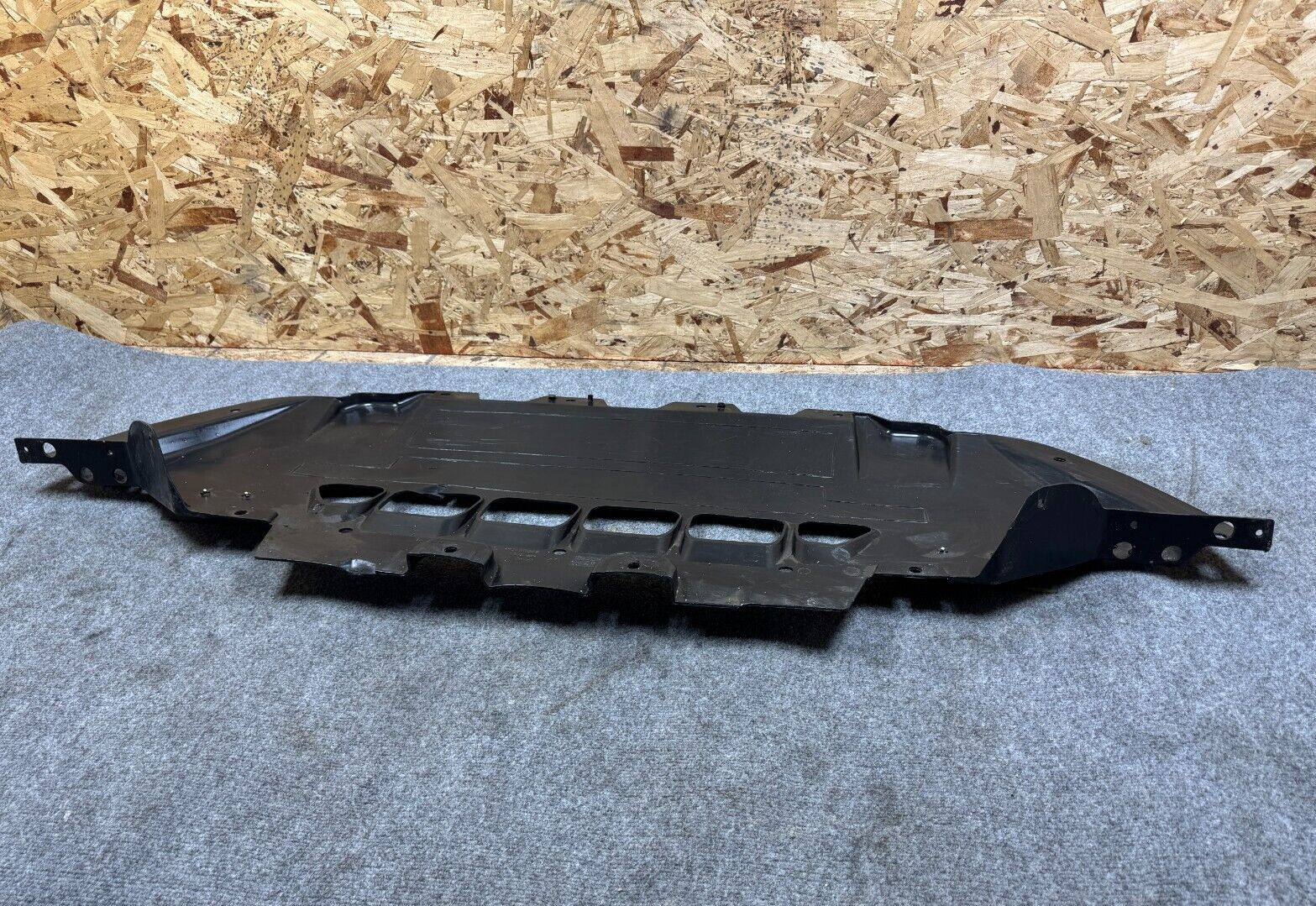 MASERATI GHIBLI M157 14-19 OEM FRONT UNDER BODY SPLASH SHIELD GUARD PANEL 60K