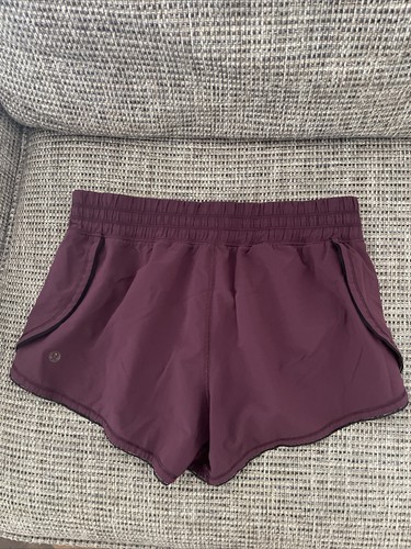 Lululemon Seek The Heat Short Burgundy Size 4 Swift Ultra Light COOLMAX Lined - Picture 3 of 13