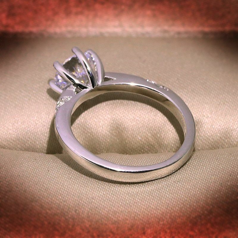 Tiffany T diamond wire ring in 18k white gold. | Tiffany & Co.