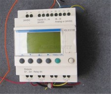 SR2B121BD Schneider usato testato Zelio Plc lb