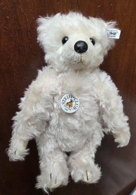 Steiff Club Teddy Bear 2002 - Bear 28 PB  EAN 420290 - New w/COA
