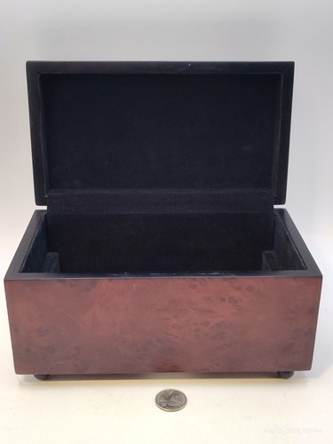 Vintage Wood Black Velvet Lined Keepsake Box - Picture 2 of 16