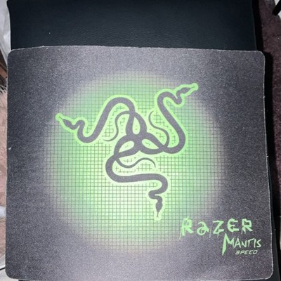 Razer Mantis Speed Gaming Mouse Pad, Patterned Design, Black and Green