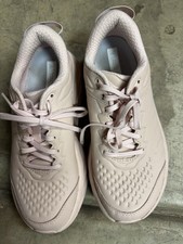 Women Hoka One Bondi Size 9