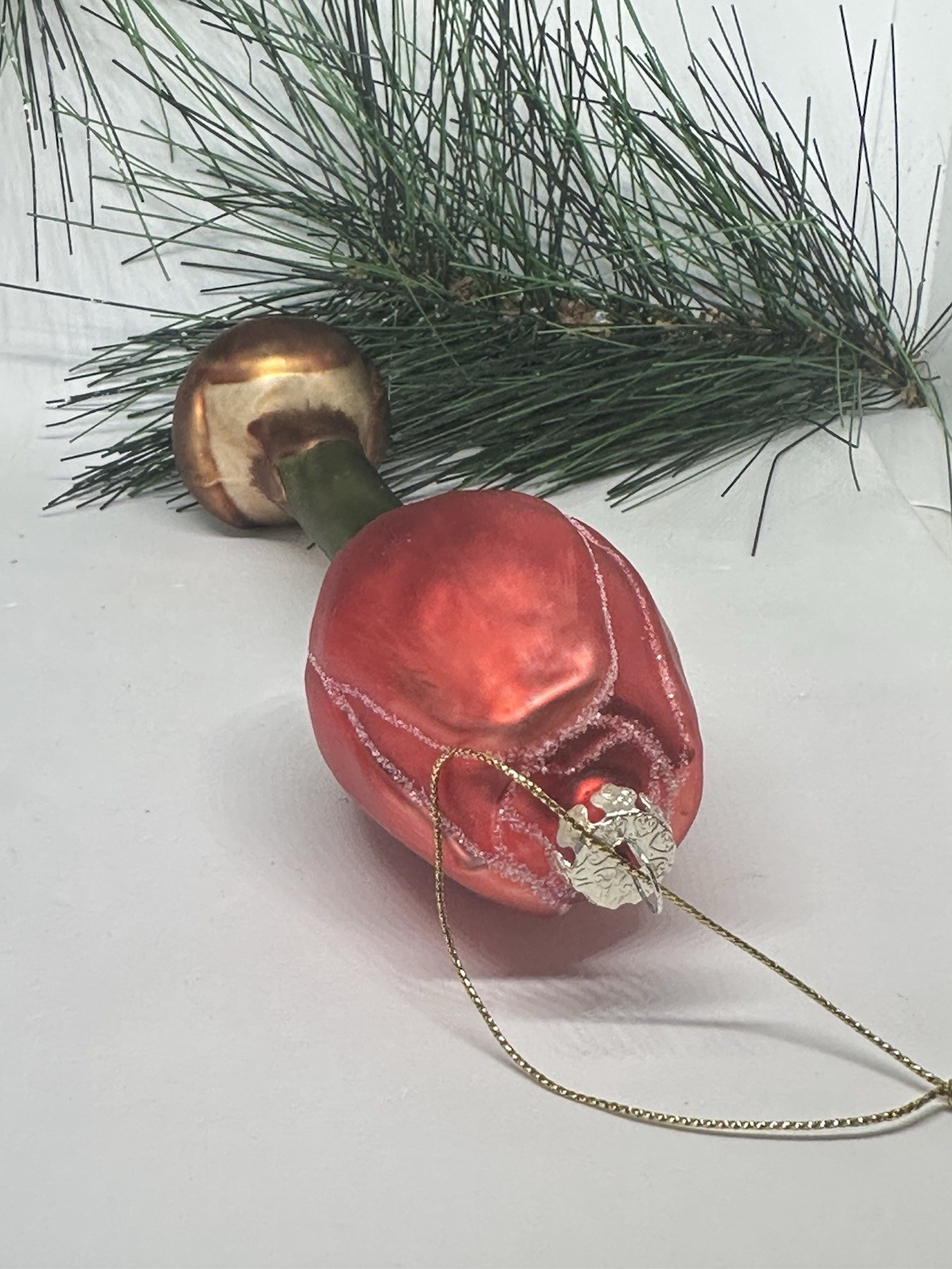 Glass Ornament RED TULIP BULB no maker mark