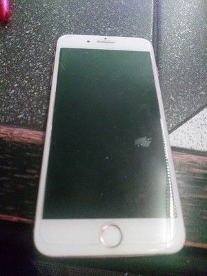 iPhone 8plus Mit128 GB GOLD Ohne Simlock