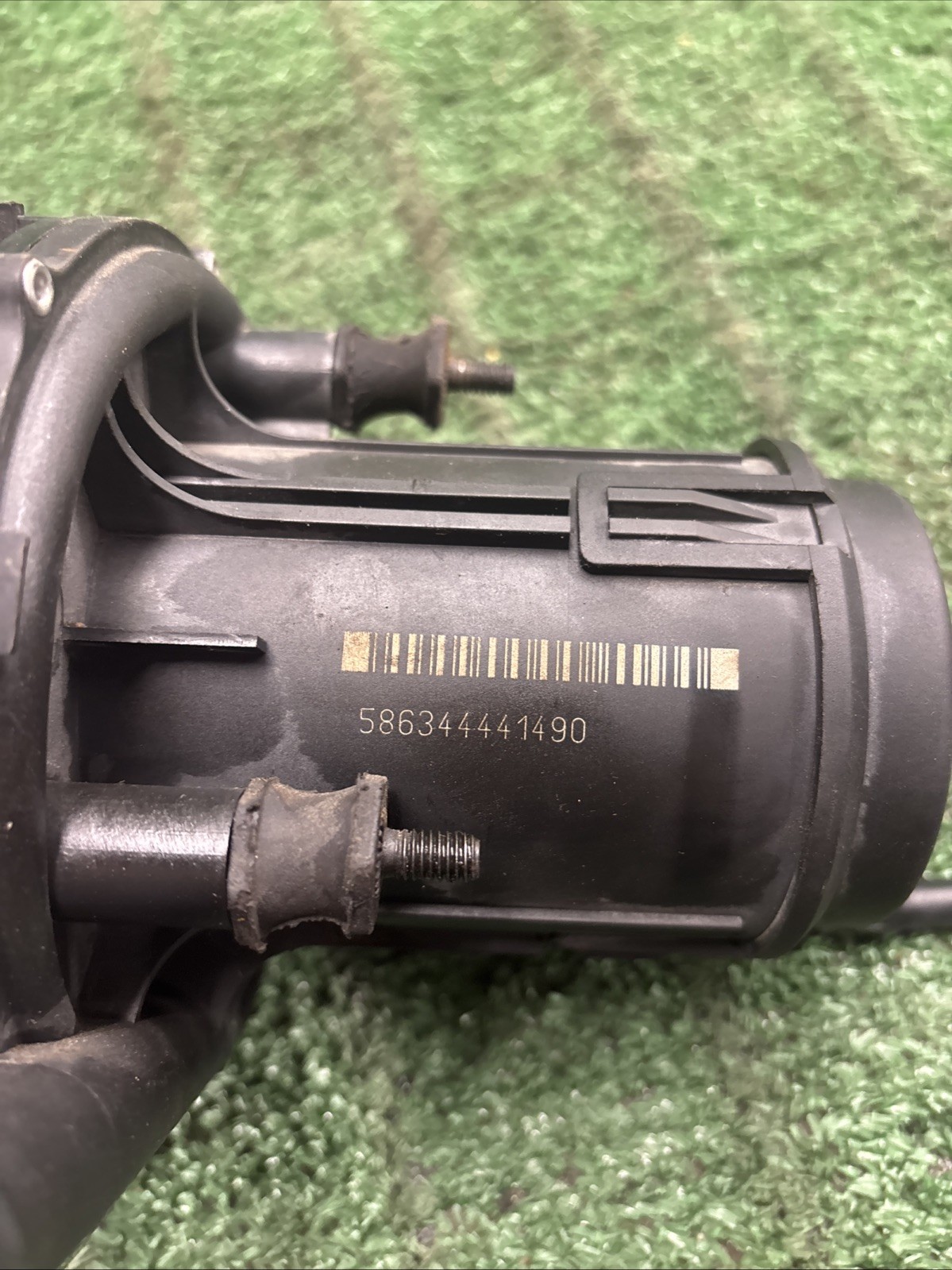 2004-2008 Maserati Quattroporte M139 Secondary Air Smog Pump OEM AK2209254