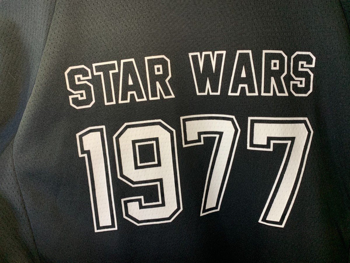 Robe T-shirt Her Universe Star Wars – Stormtrooper, Satin Noir, Femme, Taille M