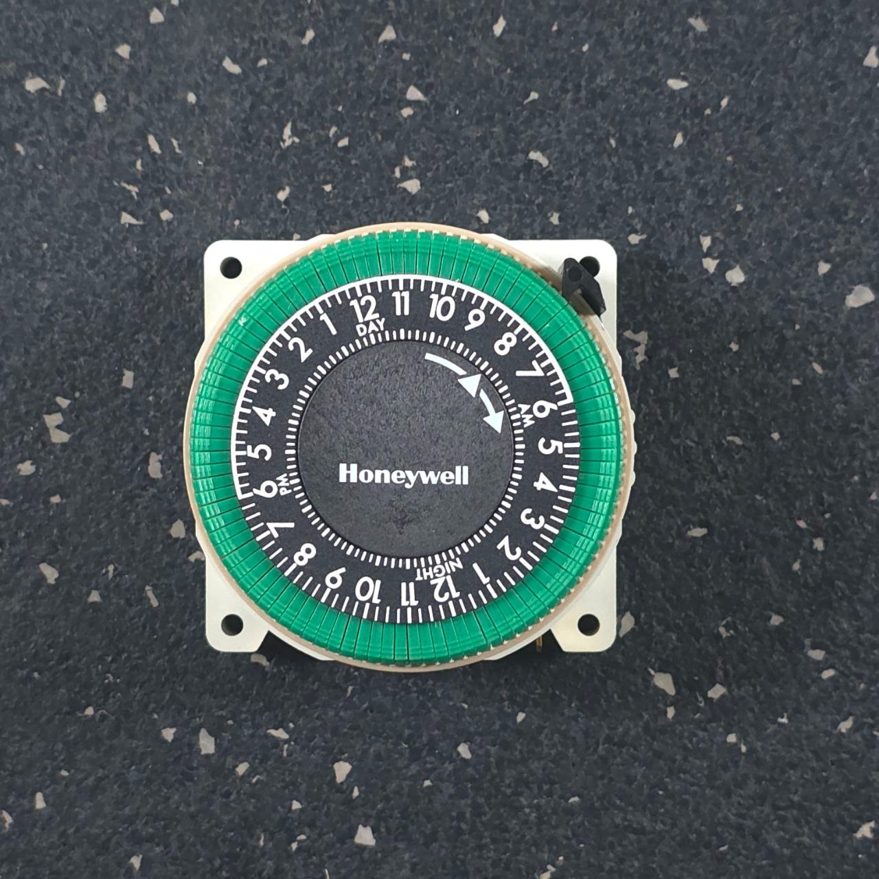 Honeywell STR15E008 Modular Time Switch