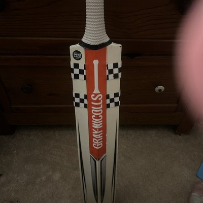 Gray Nichols Cricket bat size small- USA Seller MAKE AN OFFER! HAS TO GO!!!