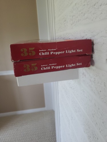 Set f 2 NEW Hot Chili Pepper 35 String Lights Old America Stores Outdoor Vintage - Picture 7 of 7