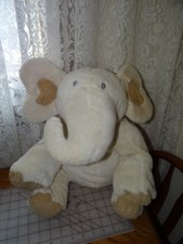 ANIMAL ALLEY Toys R Us cream ivory HEART EARS ELEPHANT 15" plush