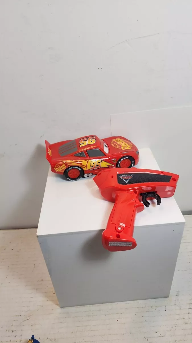 Cars 3 Lightning McQueen Crazy Crash And Smash RC Car Thinkway Toys Brand