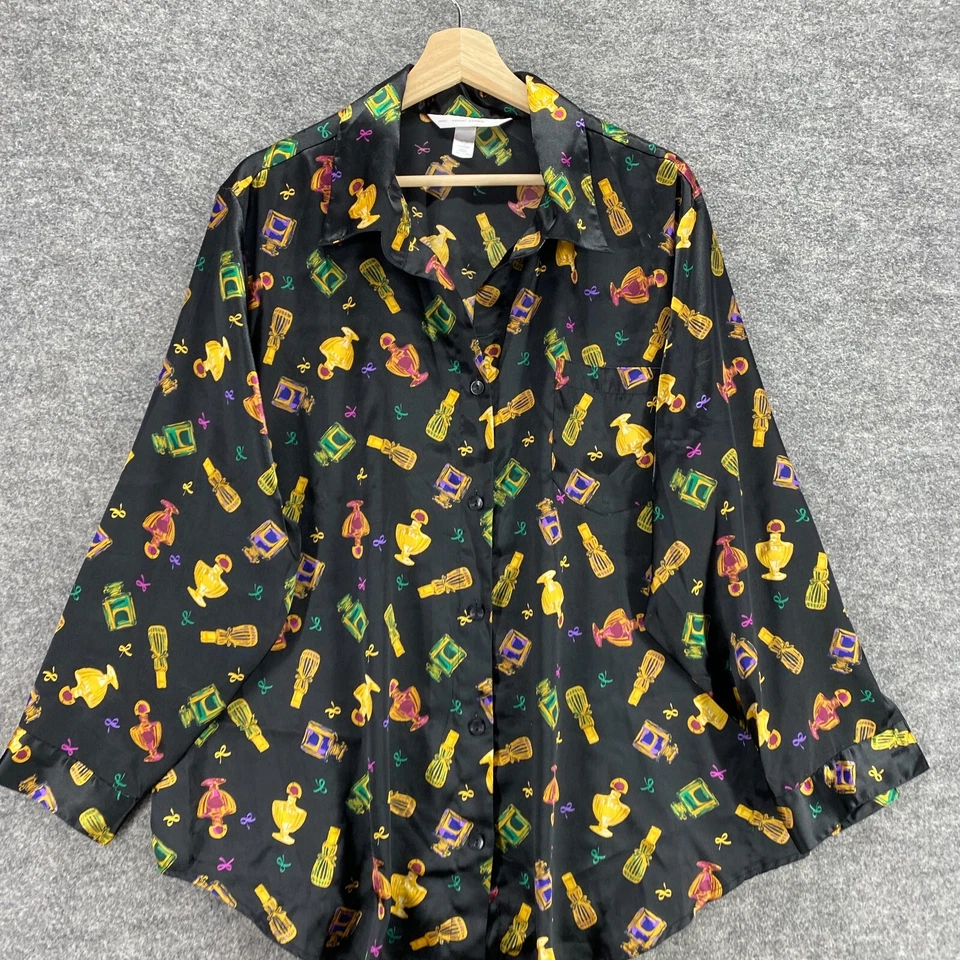 Camisa de dormir Cacique para mujer 18/20 Plus negra con estampado de perfume con cuello abotonado Foto 3 de 4