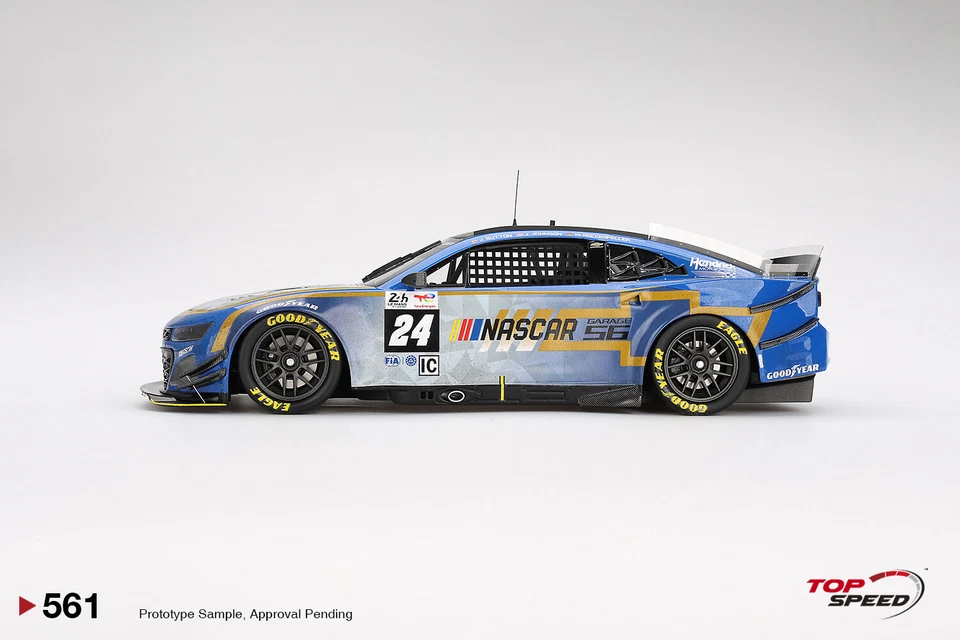 Velocidad Máxima - 1:18 Chevrolet Camaro ZL1 2023 24h Le Mans Nº24 "Garaje 56" Carrera... Foto 3 de 4
