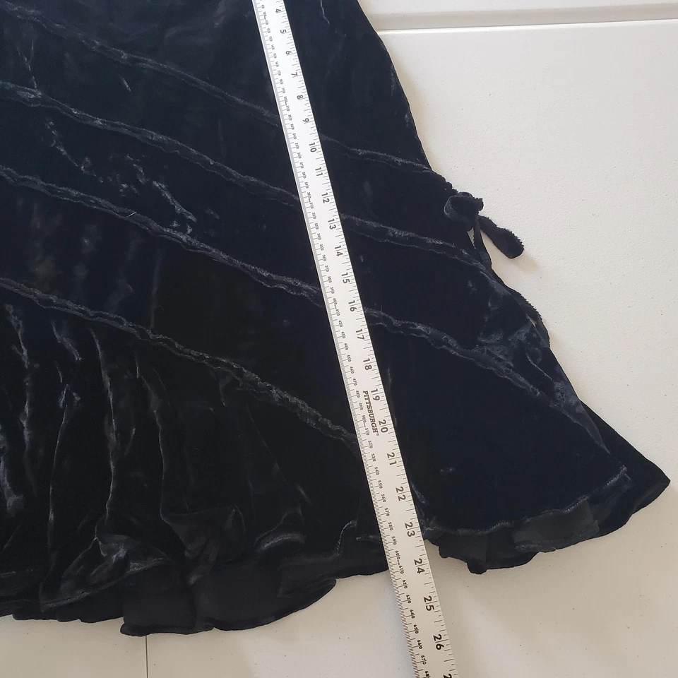 Emanuel Ungaro Skirt Women 6 Black Silk Velvet Asymmetric Ruffle Whimsigoth - Image 3 of 4