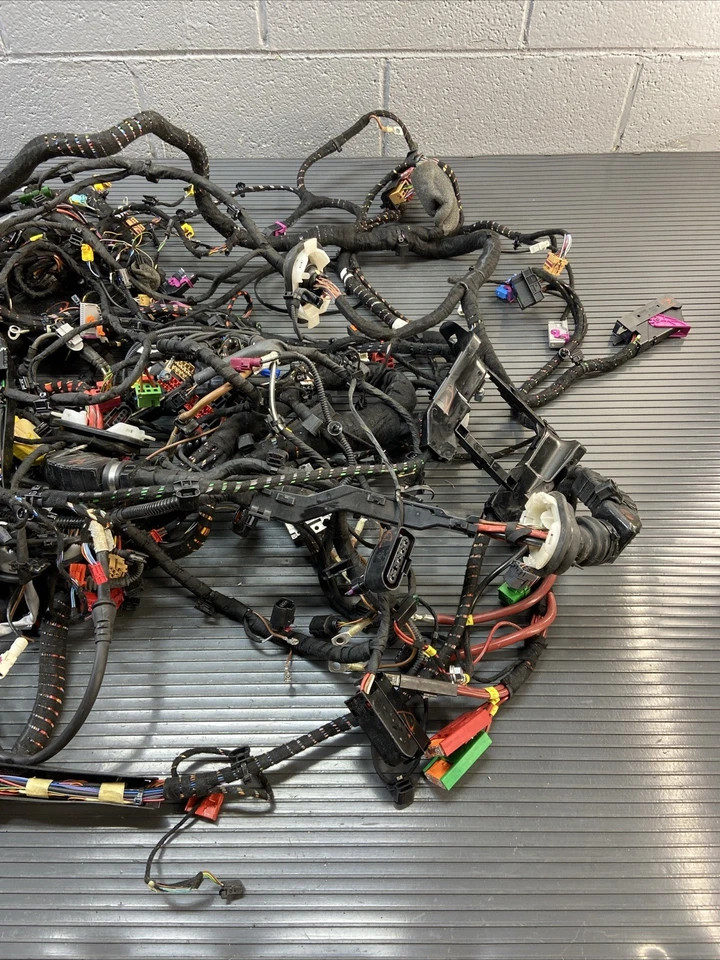 Audi R8 4S 2018-2023 5,2 L V10 carrocería principal arnés cableado 18 k millas fabricante de equipos originales *nota Foto 3 de 4