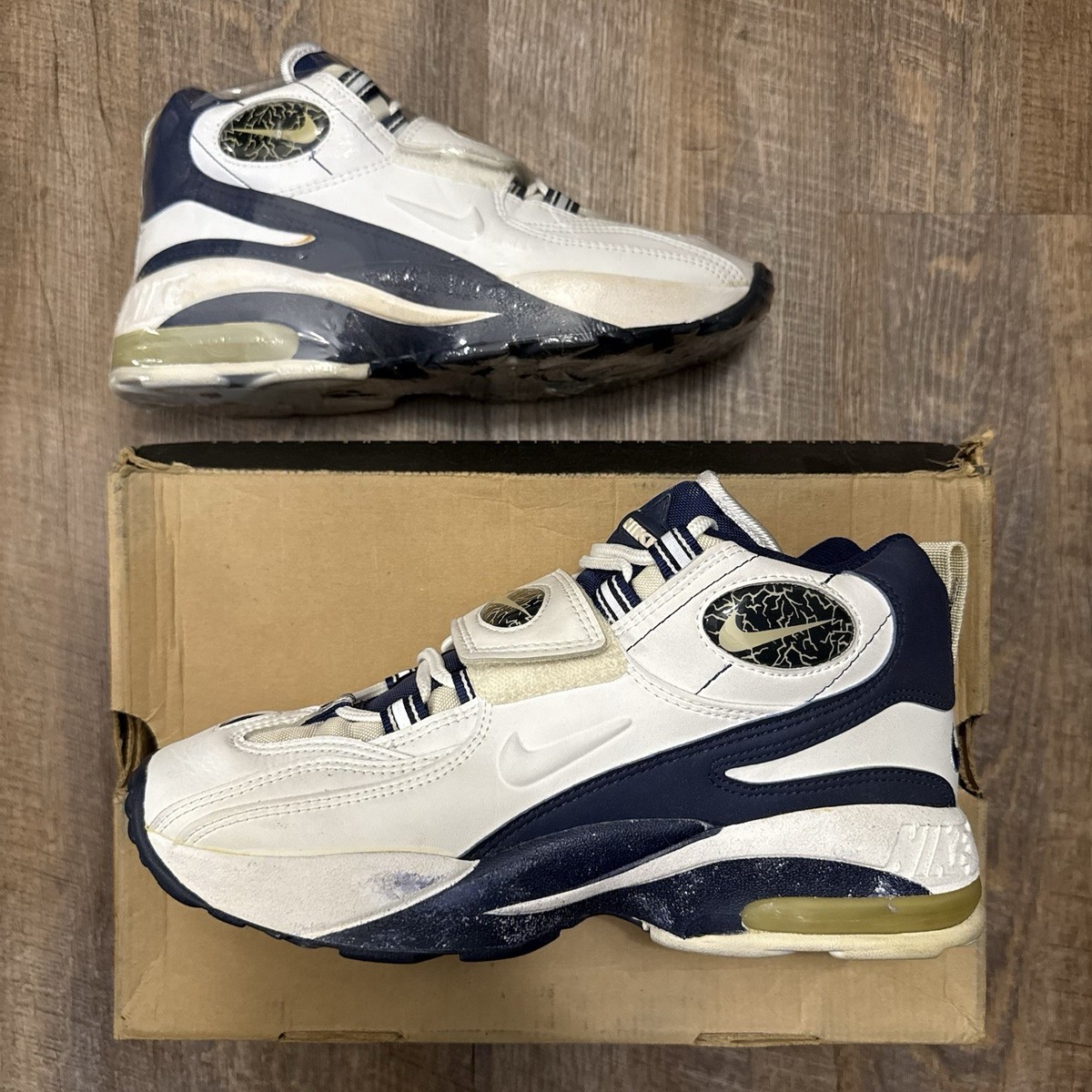 【新品未使用】NIKE D11 SIGNATURE MODEL ダルビッシュ 紺 Nike Air D.T. 4 Max Deion Sanders Midnight Navy 1996 Size 11