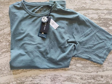 Kenneth Cole Performance Active Short Sleeve TShirt Medium MINT FREE SHIPPING