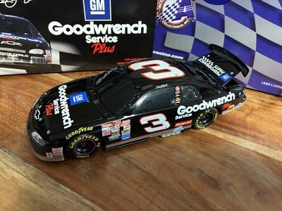 Dale Earnhardt Action 1999 #3 GM Goodwrench Service Plus 1:24 Diecast Car Bank
