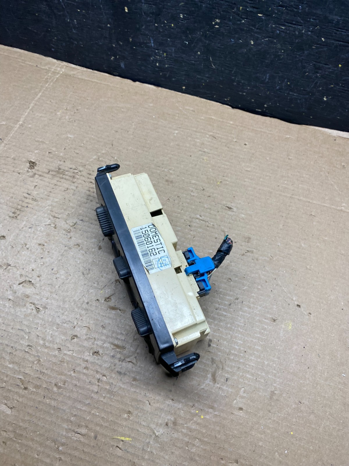 Picture 4 of 8