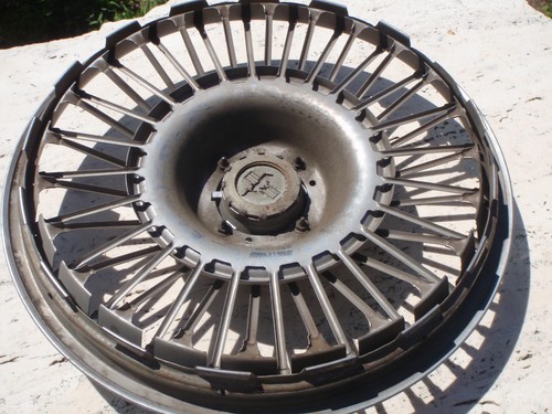 (1) 60s 1965 66 67 68 69 Ford Mustang 14" wire spoke wheel covers spinner hubcap - Picture 9 of 23