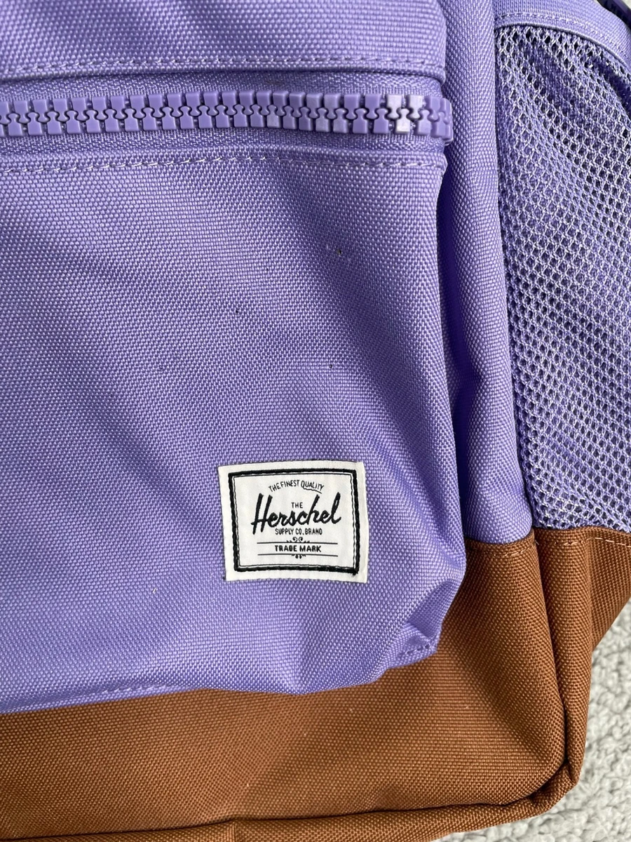 Varno napoti Triler heritage backpack hudson bay company peacoat stripe