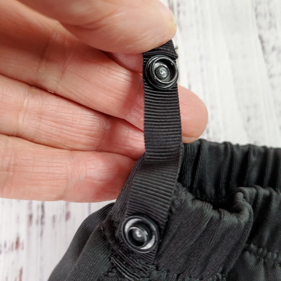 LL Bean Cycling Padded Liner Shorts Womens Small Black Comfort Mountain Bike - Image 3 of 4