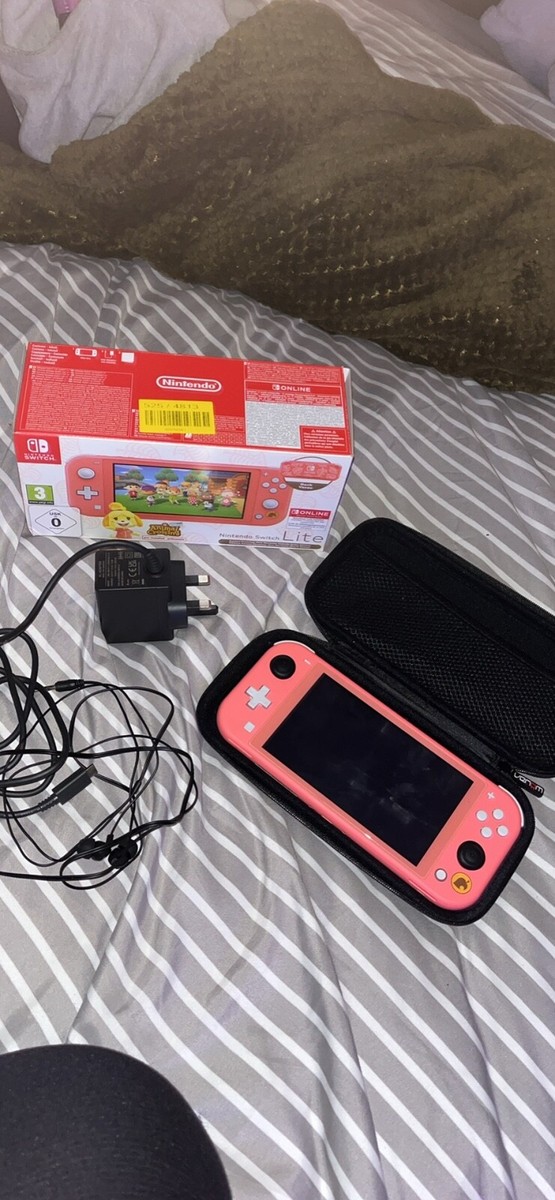 Nintendo Switch Lite HDH-001 Animal Crossing: New Horizons +