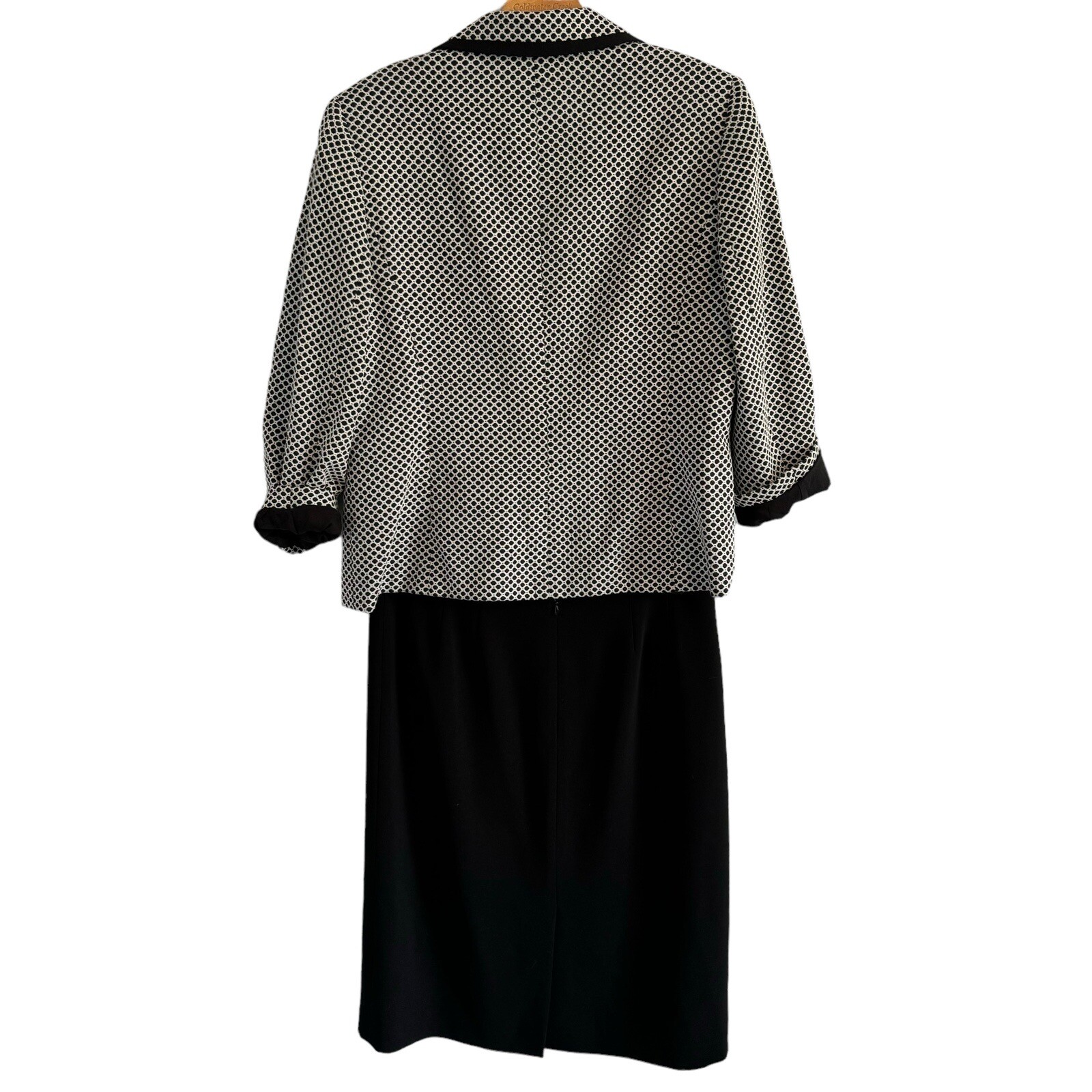 Kasper Skirt Suit Size 10 Black White Two Piece Jacket/Skirt Women Suit