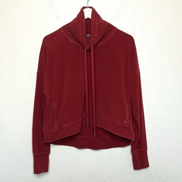 sweaty-betty harmonise luxe fleece funnel neck thumbhole sweatshirt