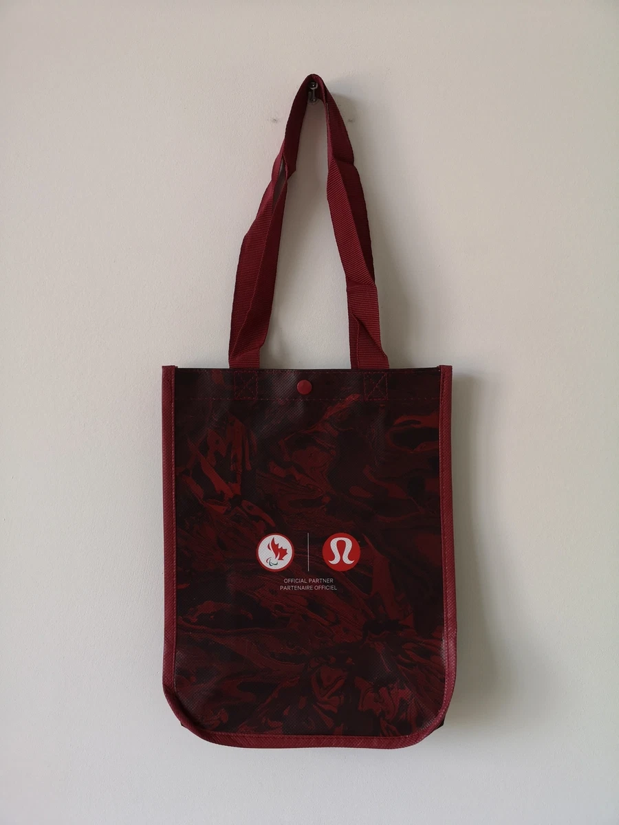 New LULULEMON Burgundy Red TEAM CANADA Reusable Shopping Gym Lunch