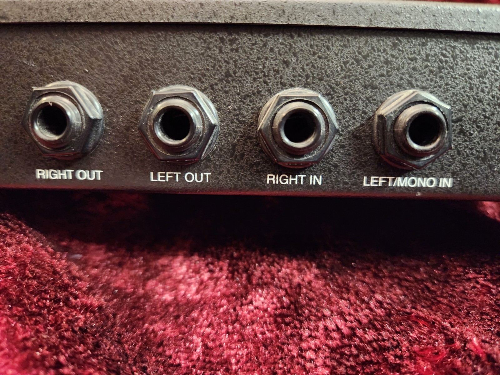 Dod 512 True Stereo/Dual Mono Reverb Effects Processor.  POWER SUPPLY included