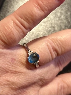 Oval geschliffener Blautopas drei Steine Damen Verlobungsring Sterling 925